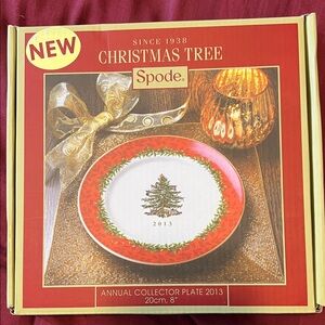 Spode Christmas Tree Collector Plate 2013